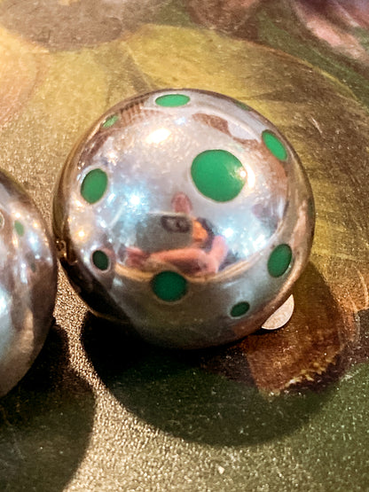 Vintage TAXCO Mexico Sterling Silver Green Domed Circle Clip On Earrings