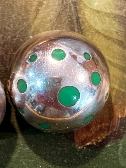 Vintage TAXCO Mexico Sterling Silver Green Domed Circle Clip On Earrings