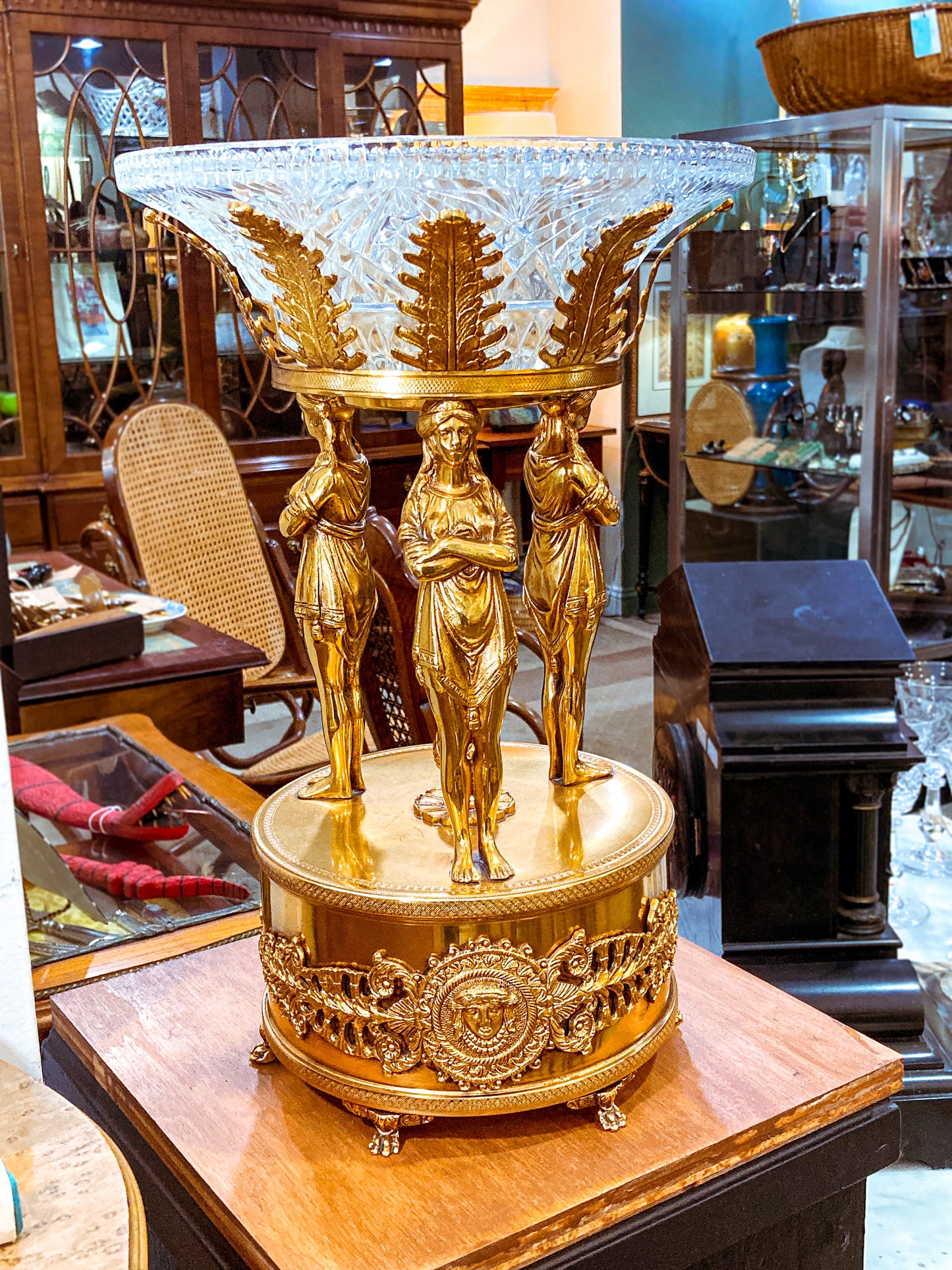 Vintage Neoclassical Style Hollywood Regency 1960s Figural Centerpiece Bowl