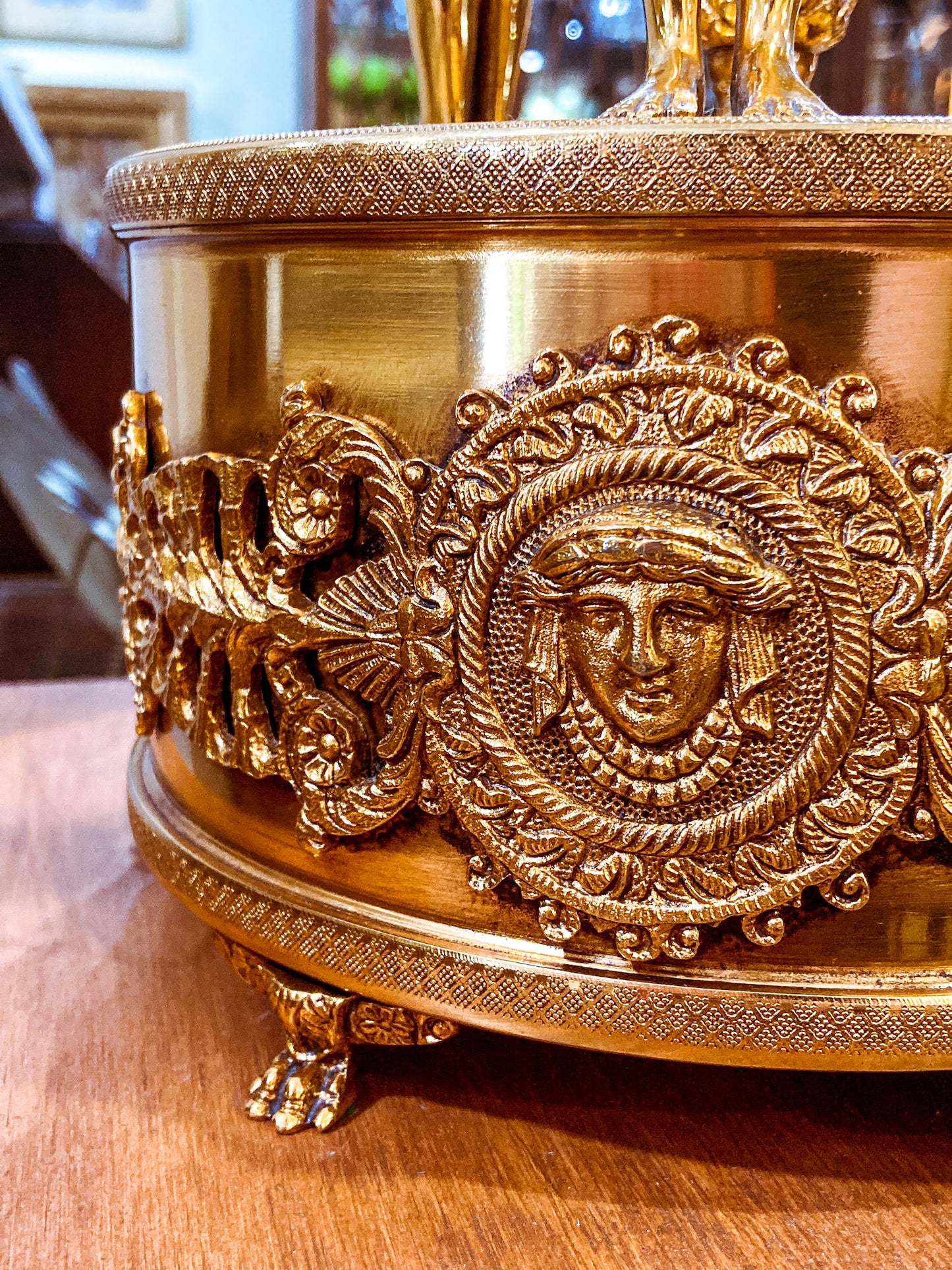 Vintage Neoclassical Style Hollywood Regency 1960s Figural Centerpiece Bowl