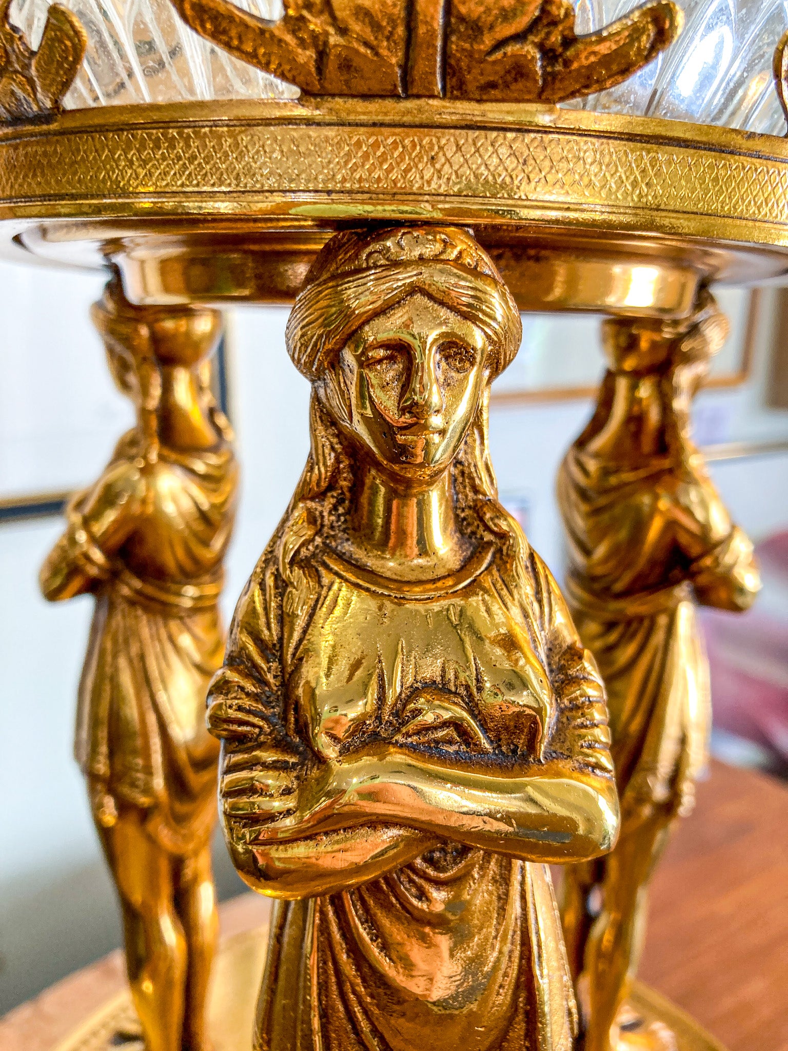 Vintage Neoclassical Style Hollywood Regency 1960s Figural Centerpiece Bowl