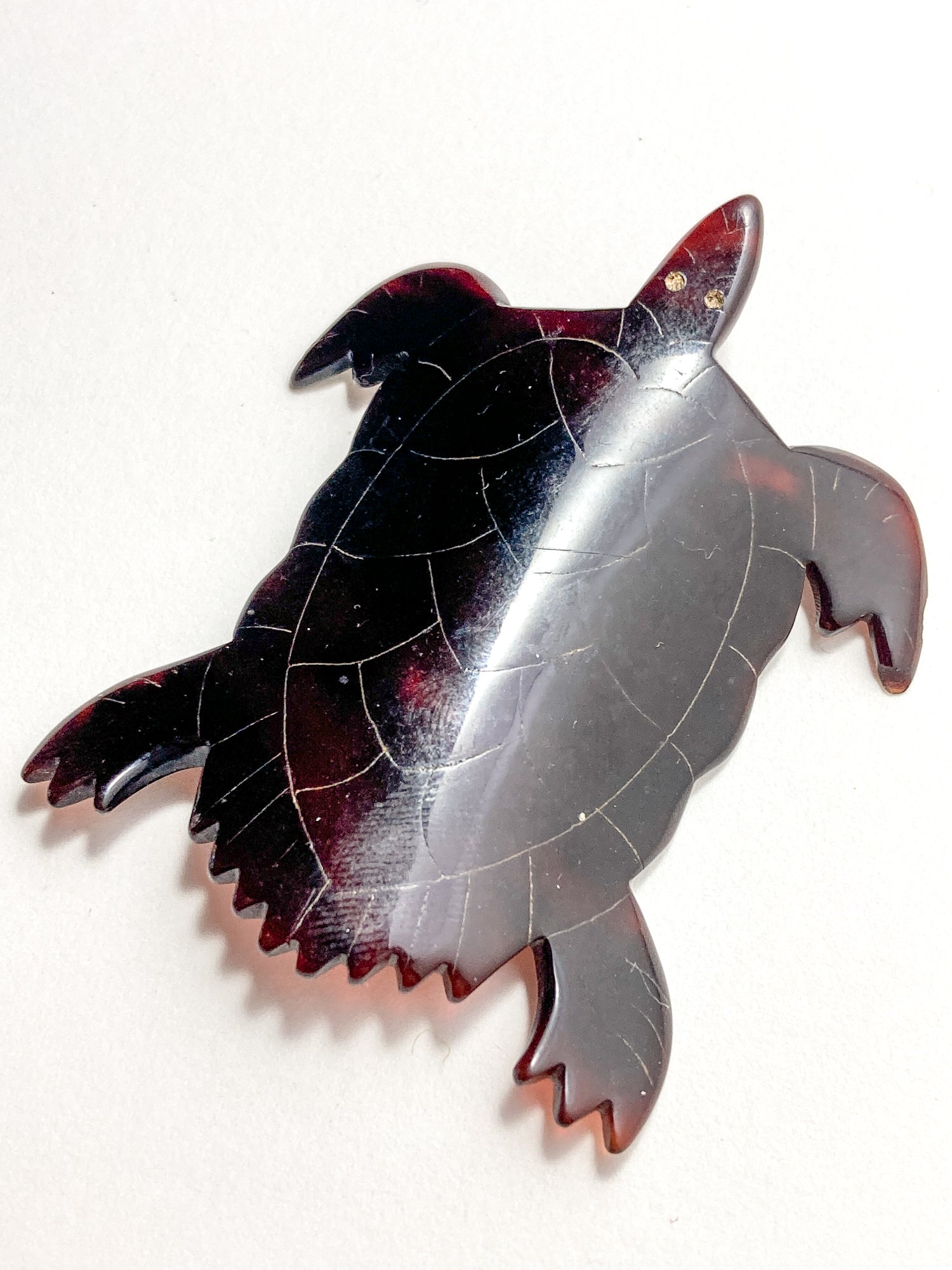 Vintage Turtle Shaped Curved Tortoise Brown Shell Bakelite Brooch Pin