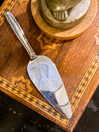 Vintage Wallace Elegant Handle Stainless Steel Cake Server