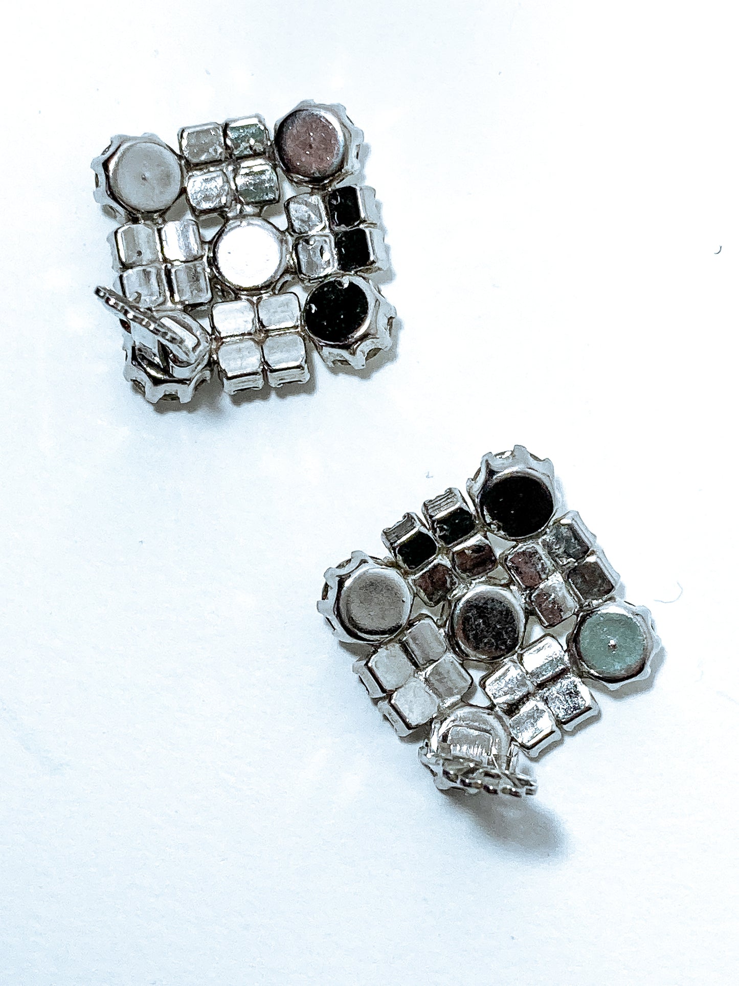 Vintage WEISS Clear Glass Rhinestone Diamond Square Clip On Earrings