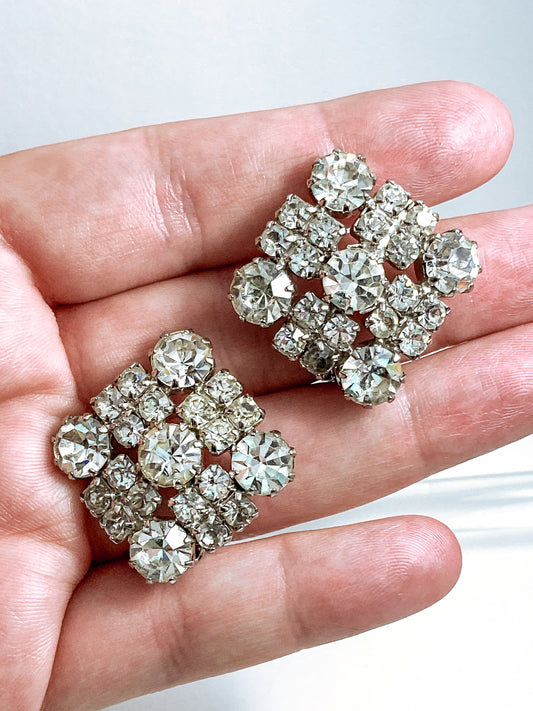 Vintage WEISS Clear Glass Rhinestone Diamond Square Clip On Earrings