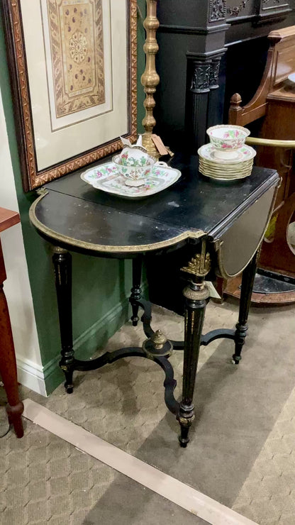 Antique 19th Century French Napoleon III Black Quatrefoil Drop Leaf Square Side Table