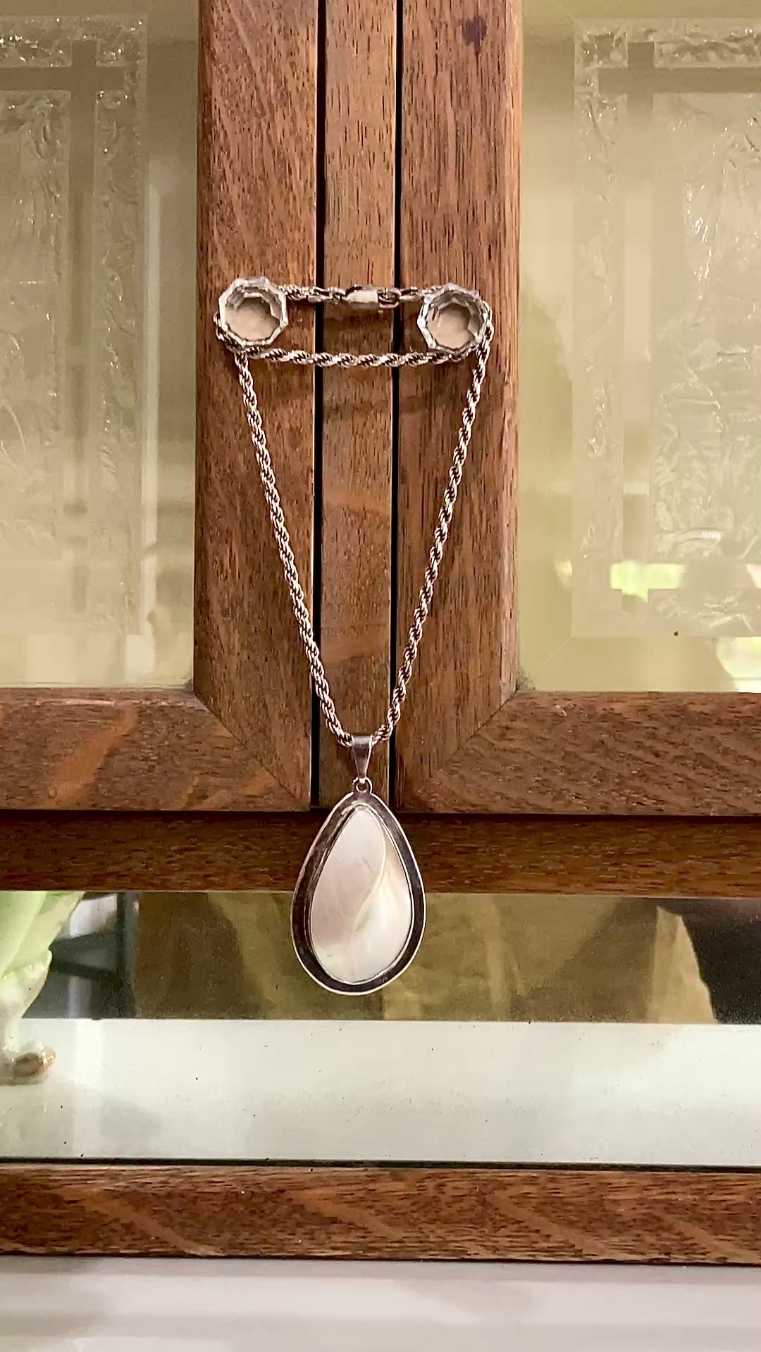 Vintage Sterling Silver Mother of Pearl Shell Large Teardrop Pendant Necklace