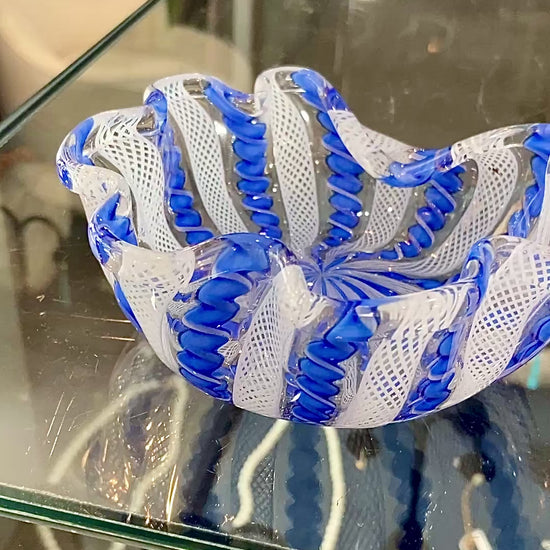Vintage Murano Italian Blue White Ruffle Lattice Ribbon Small Glass Bowl
