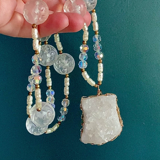 Vintage Lois Becker Handmade Druzy Quartz Pendant Pearl Acrylic Bead Necklace