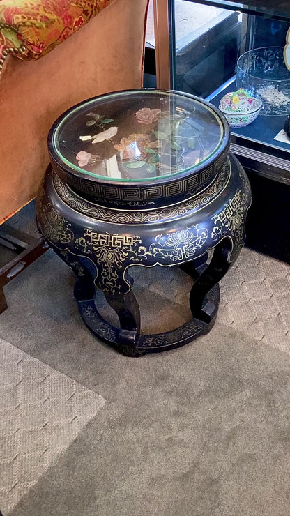 Vintage Applied Stone Roses Bird Gold Detailed Black Lacquer Round Side Table