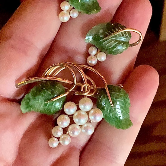 Vintage Krementz Nephrite Pearl Grapes Gold Coated Earrings Brooch Set