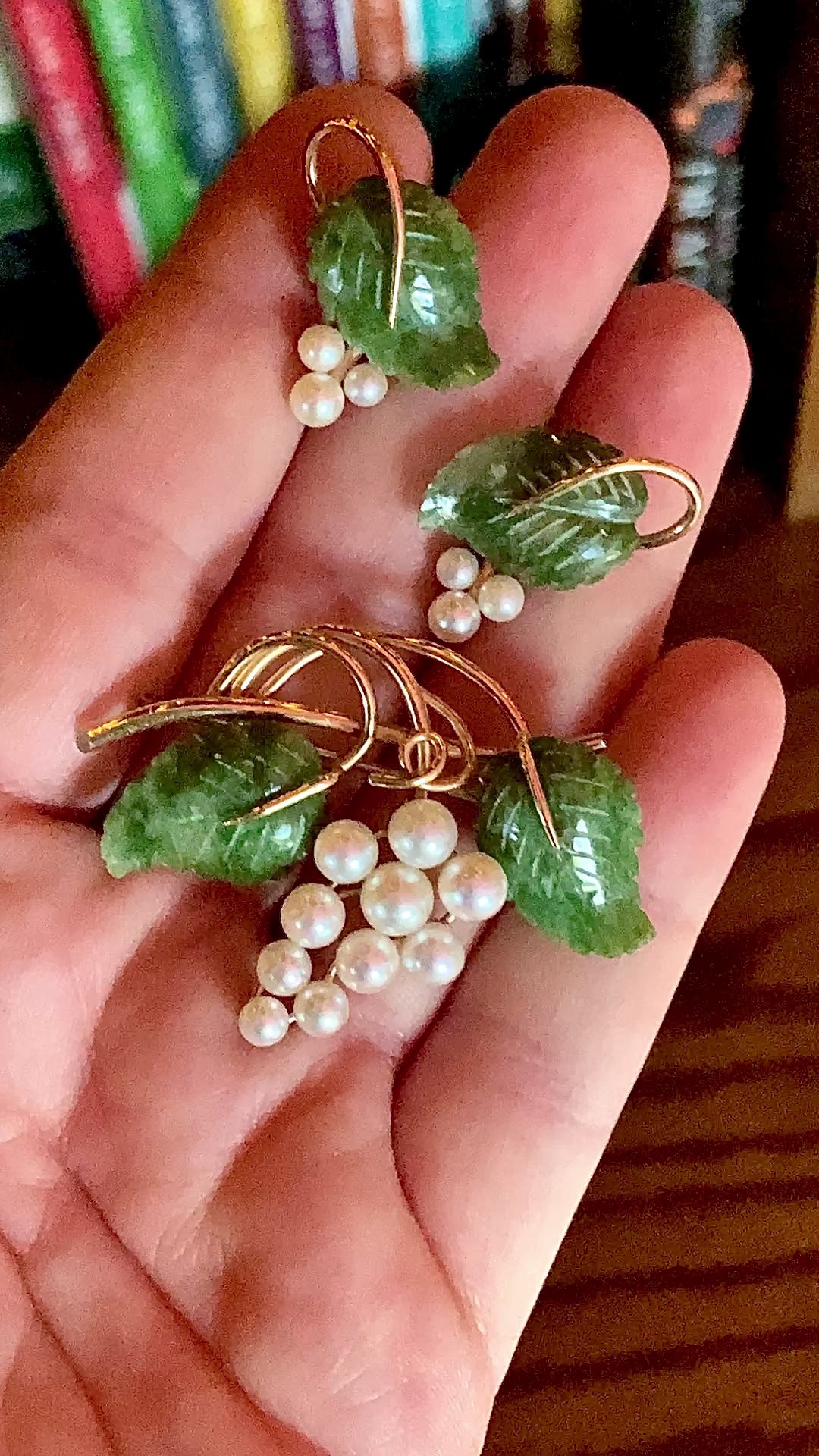 Vintage Krementz Nephrite Pearl Grapes Gold Coated Earrings Brooch Set