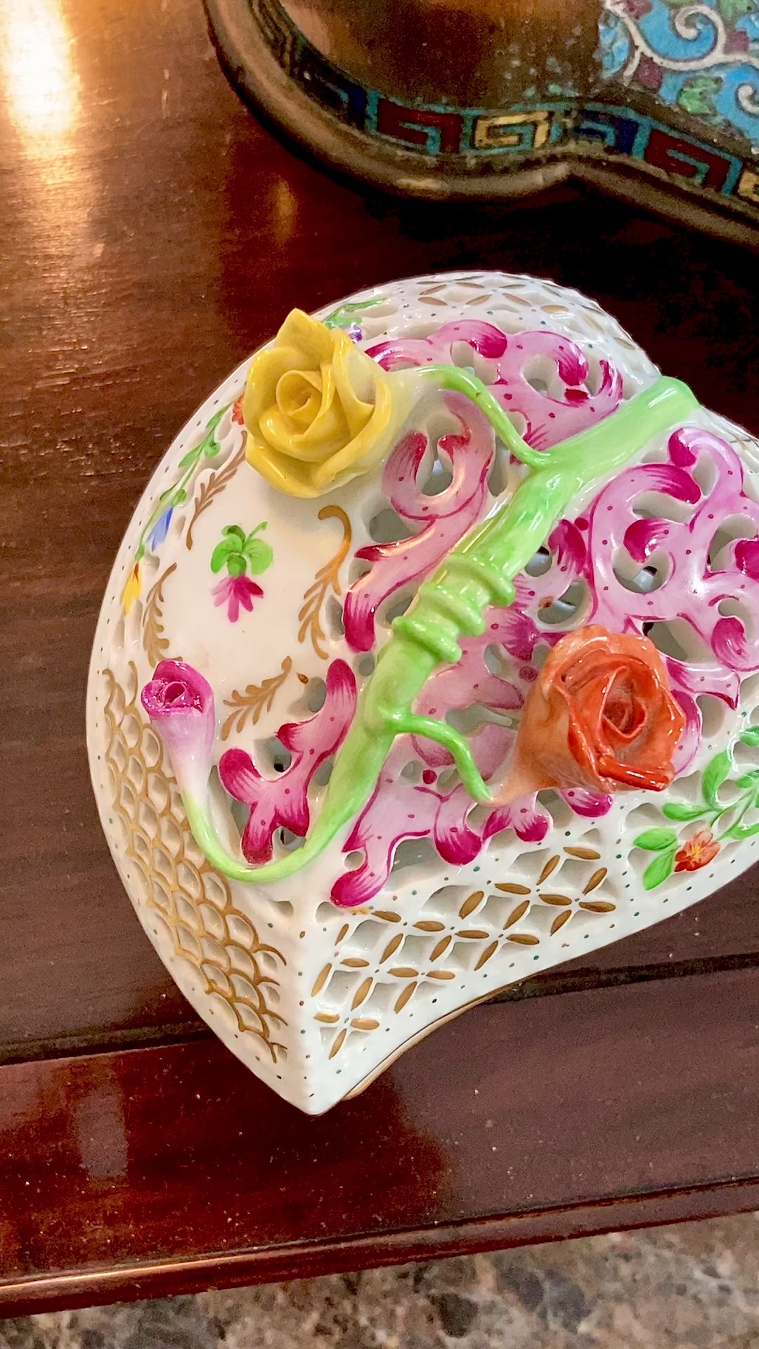 HEREND HUNGARY 透かし編み花柄プレート24cm稀少 Herend HandPainted Floral Lattice Reticulated Porcelain Rose Heart