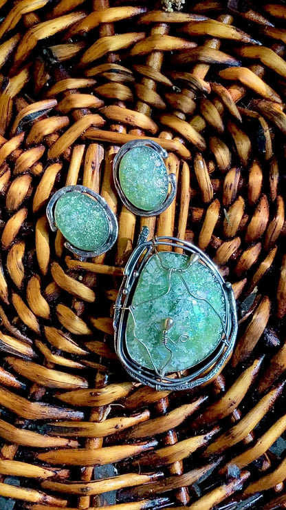 Artisan Avi Soffer Roman Glass Sterling Silver Post Earrings Brooch Pendant Set