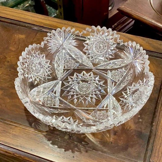 Vintage 1940s Brilliant Cut Clear Scalloped Edge Low Profile Glass Bowl