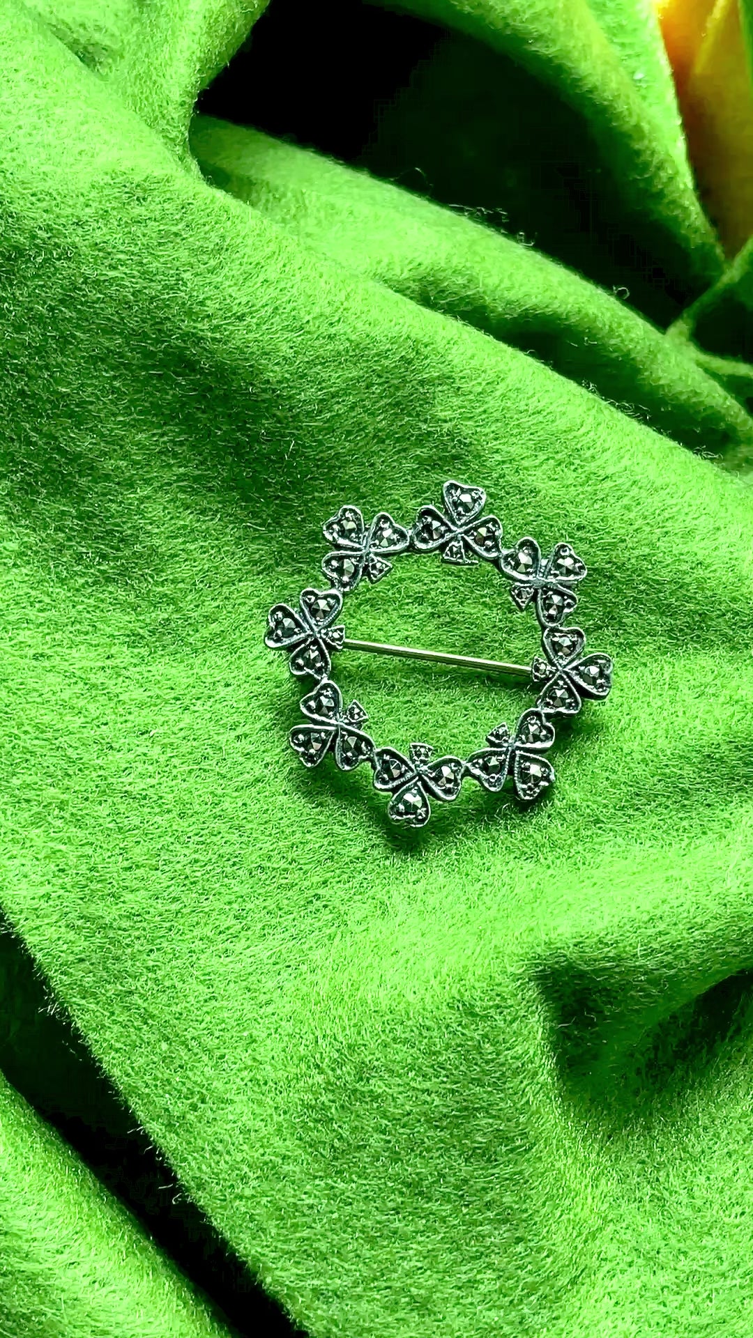 Vintage Irish Sterling Silver Marcasite Shamrock Circle Brooch Pin