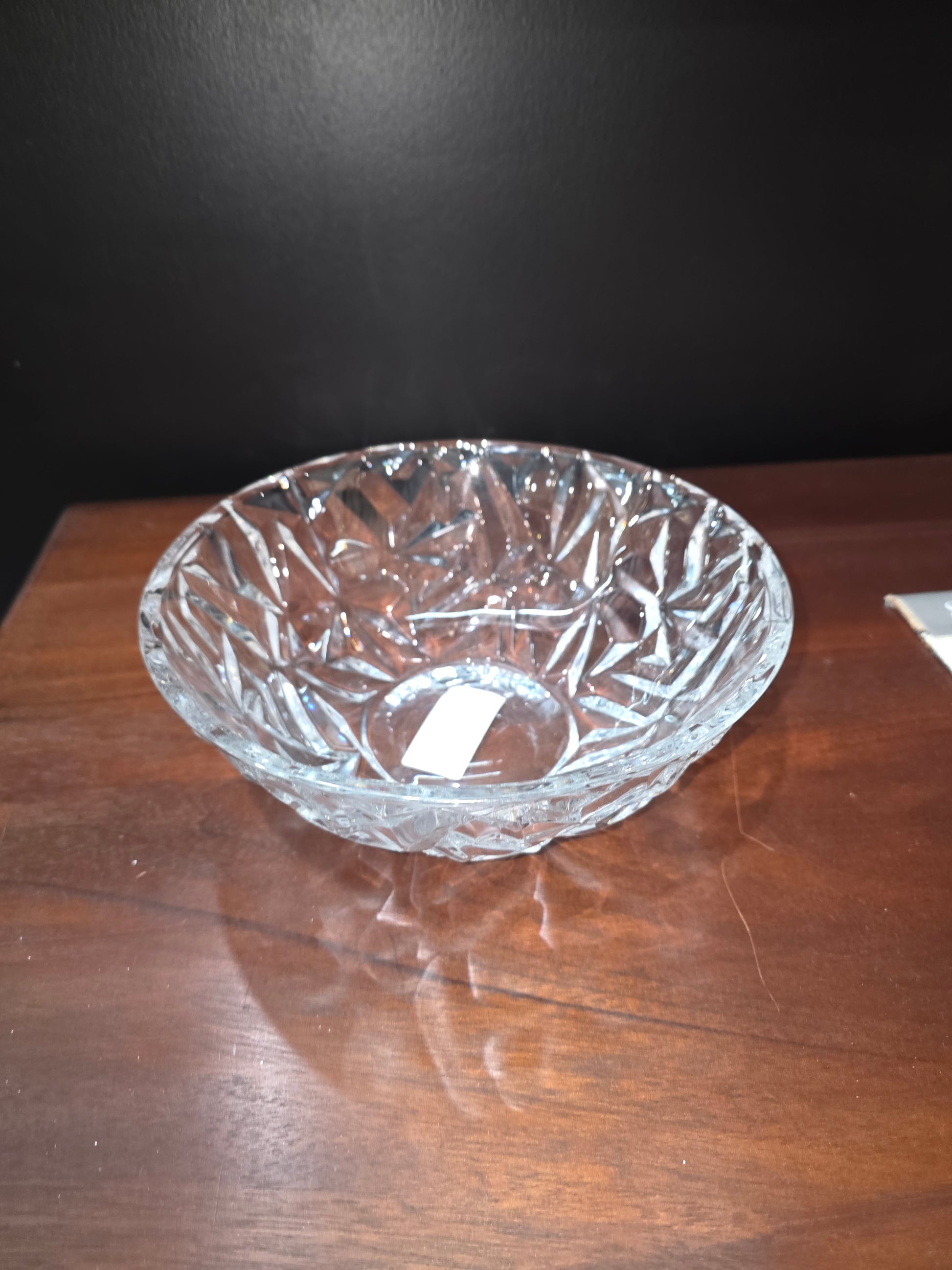 Tiffany and Co. Rock Cut Pattern Clear Crystal 9 Inch Decorative Serving Bowl
