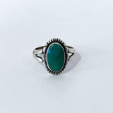 Vintage Scalloped Sterling Silver Aqua Agate Oval Stone Artsy Ring Front