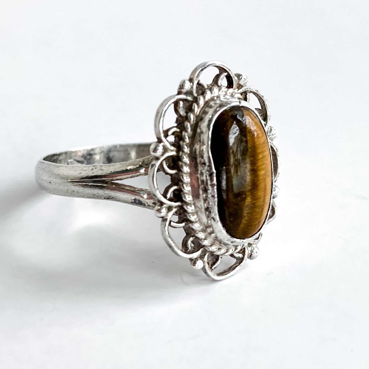 Vintage Mexico Sterling Silver Oval Faux Tiger Eye Wood Filigree Ring Side