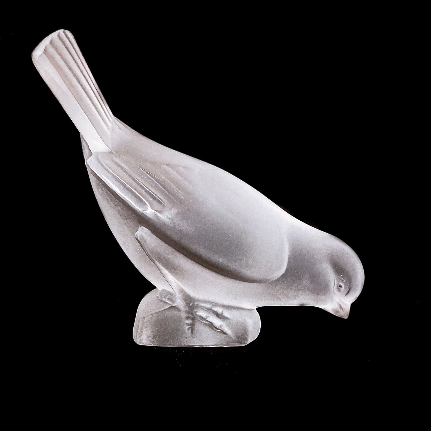 Lalique France Frosted Clear Crystal Drinking Sparrow Bird Discontinued Sculpture Profile 1