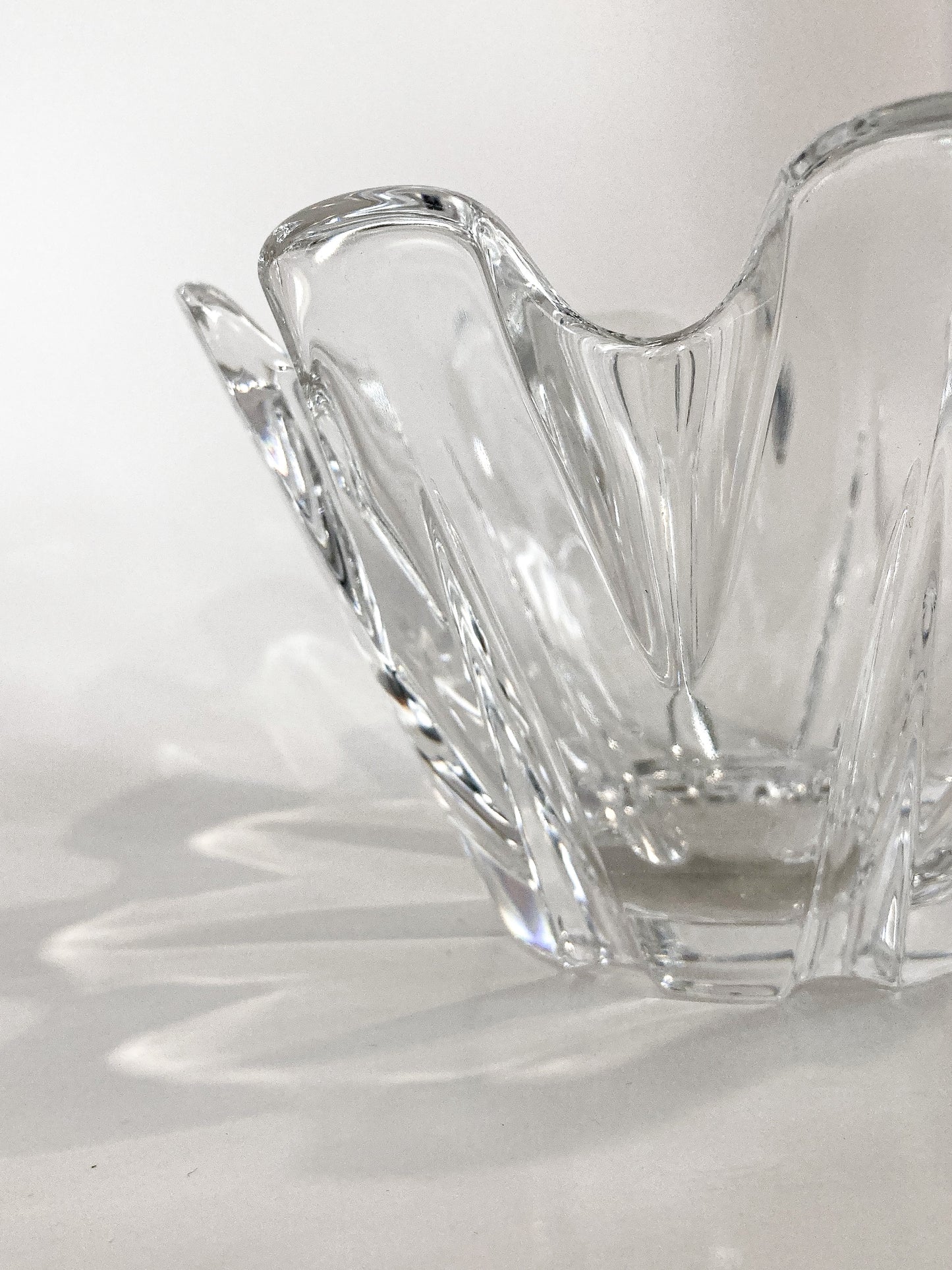 Clear Crystal Glass Scalloped Splash Orrefors Sweden Candy Dish Bowl Profile