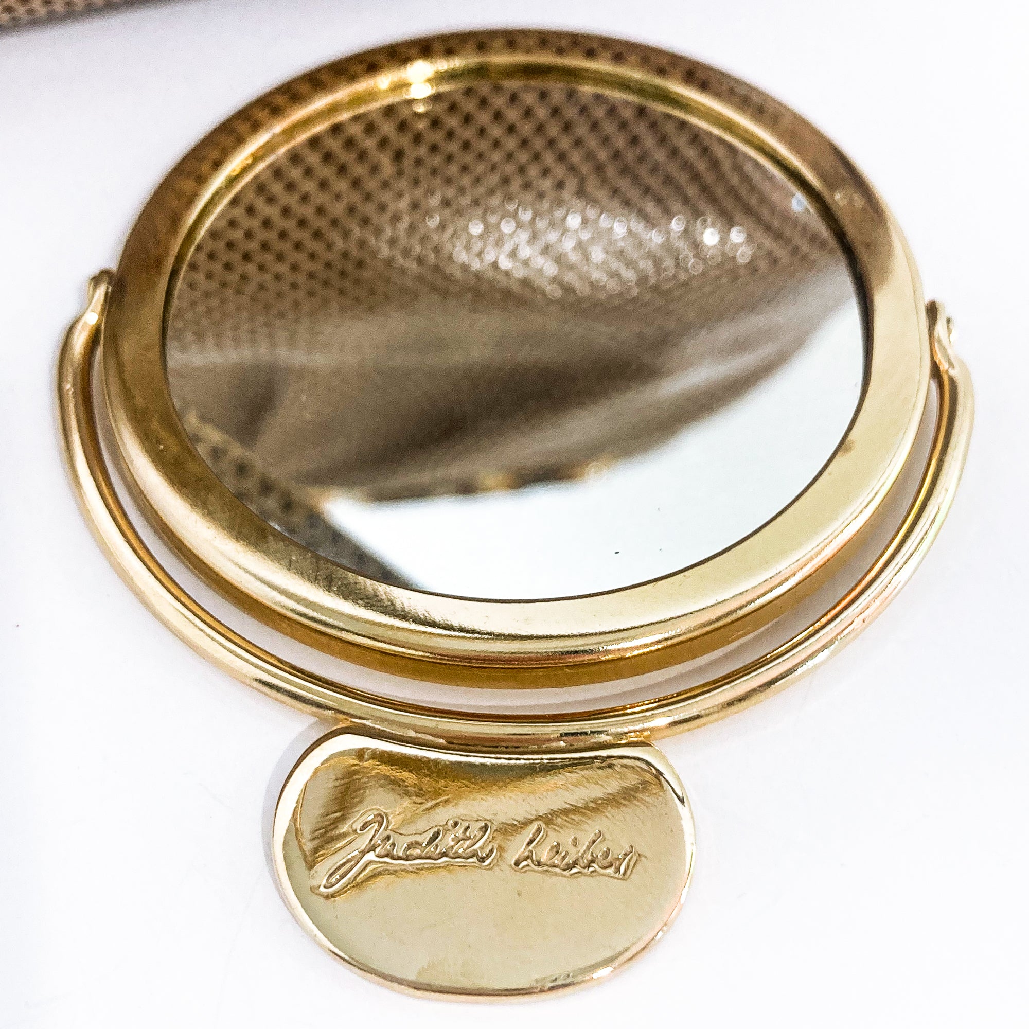 Amazon.com : Vintage Round Pocket Mirror Compact Handbag Mirror Mini Purse  Makeup Mirror, A-8 : Beauty & Personal Care
