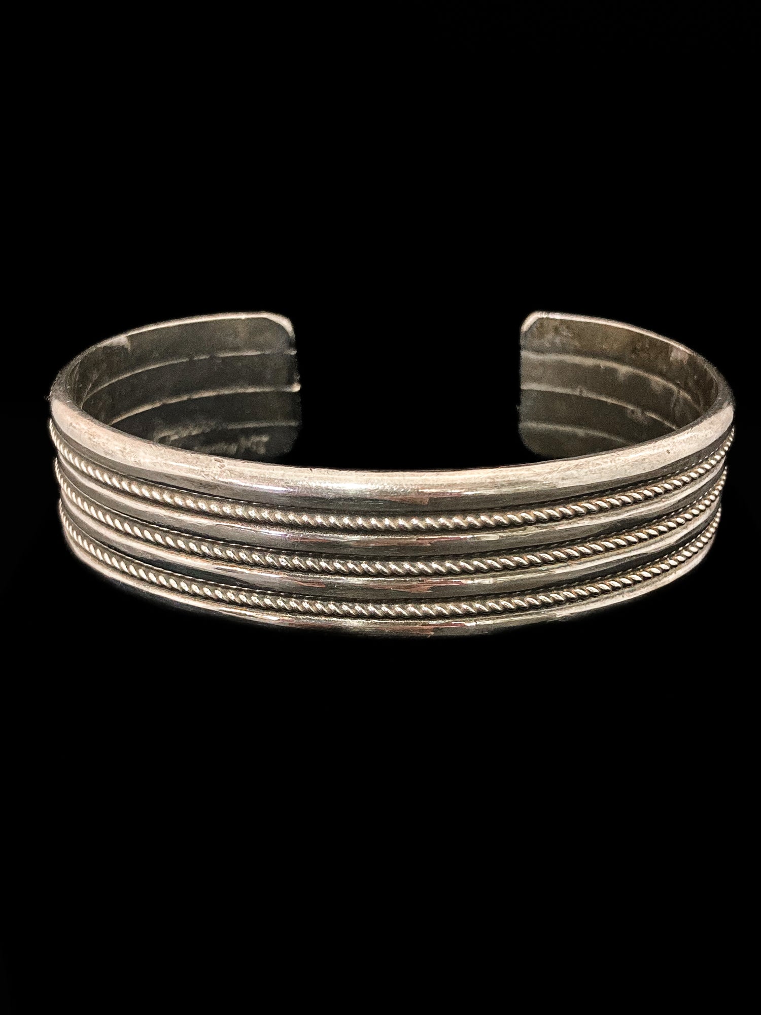 Vintage Navajo Sterling Silver Ribbed Braided Illusion Multi Cuff Bracelet 