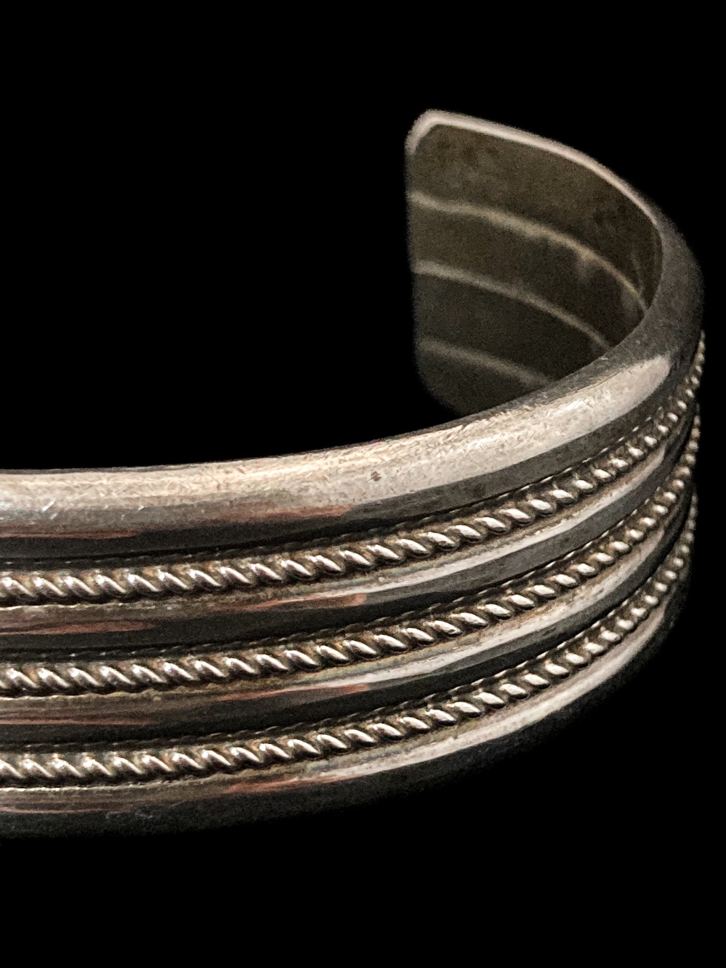 Vintage Navajo Sterling Silver Ribbed Braided Illusion Multi Cuff Bracelet 10