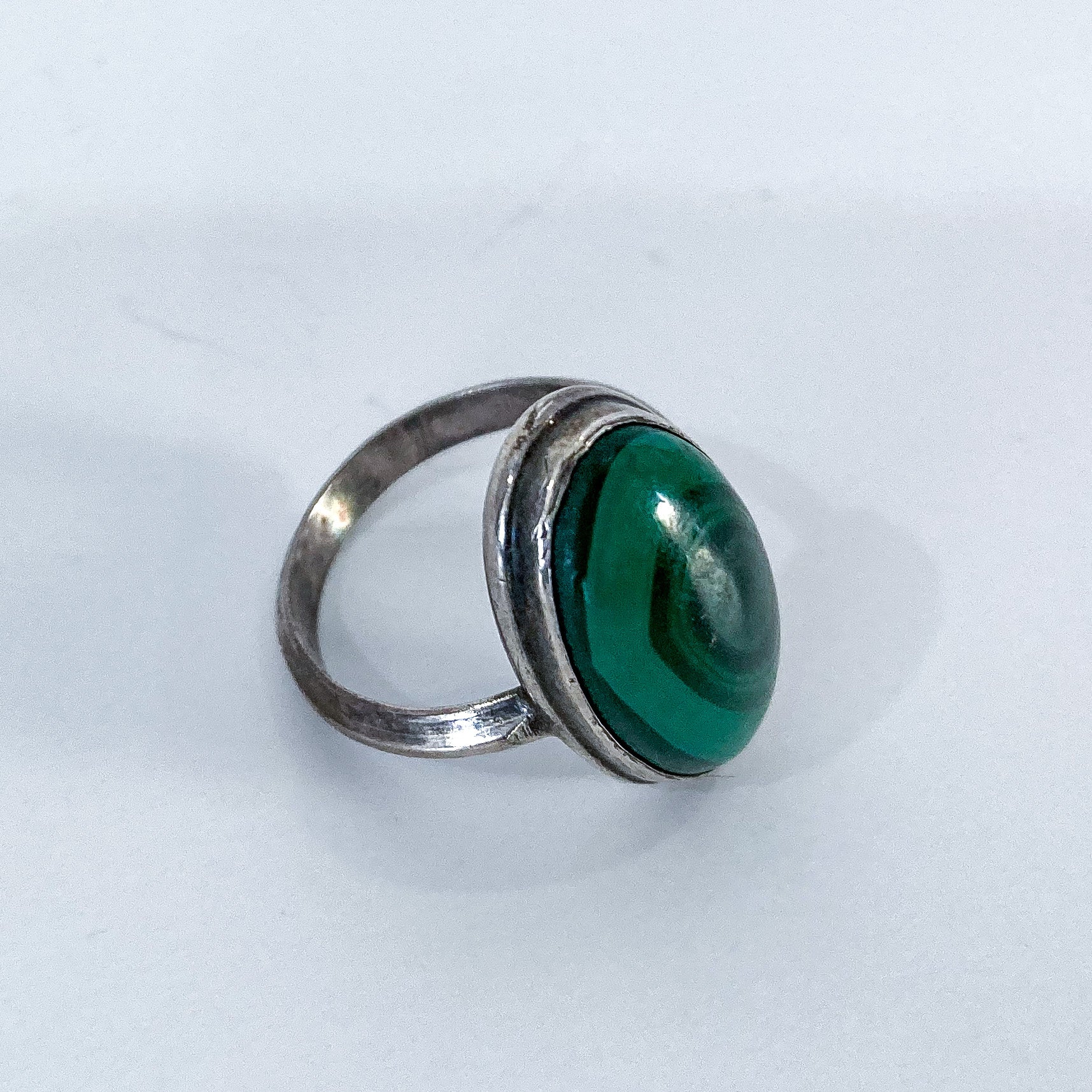Vintage Domed Oval Swirling Rich Green Malachite Sterling Silver Ring Slightly Above