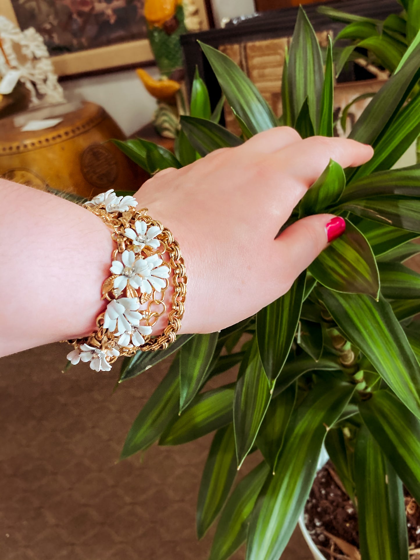 Red i Collection Vintage Enamel Flower Rhinestone Gold Wrap Bracelet Necklace Bracelet
