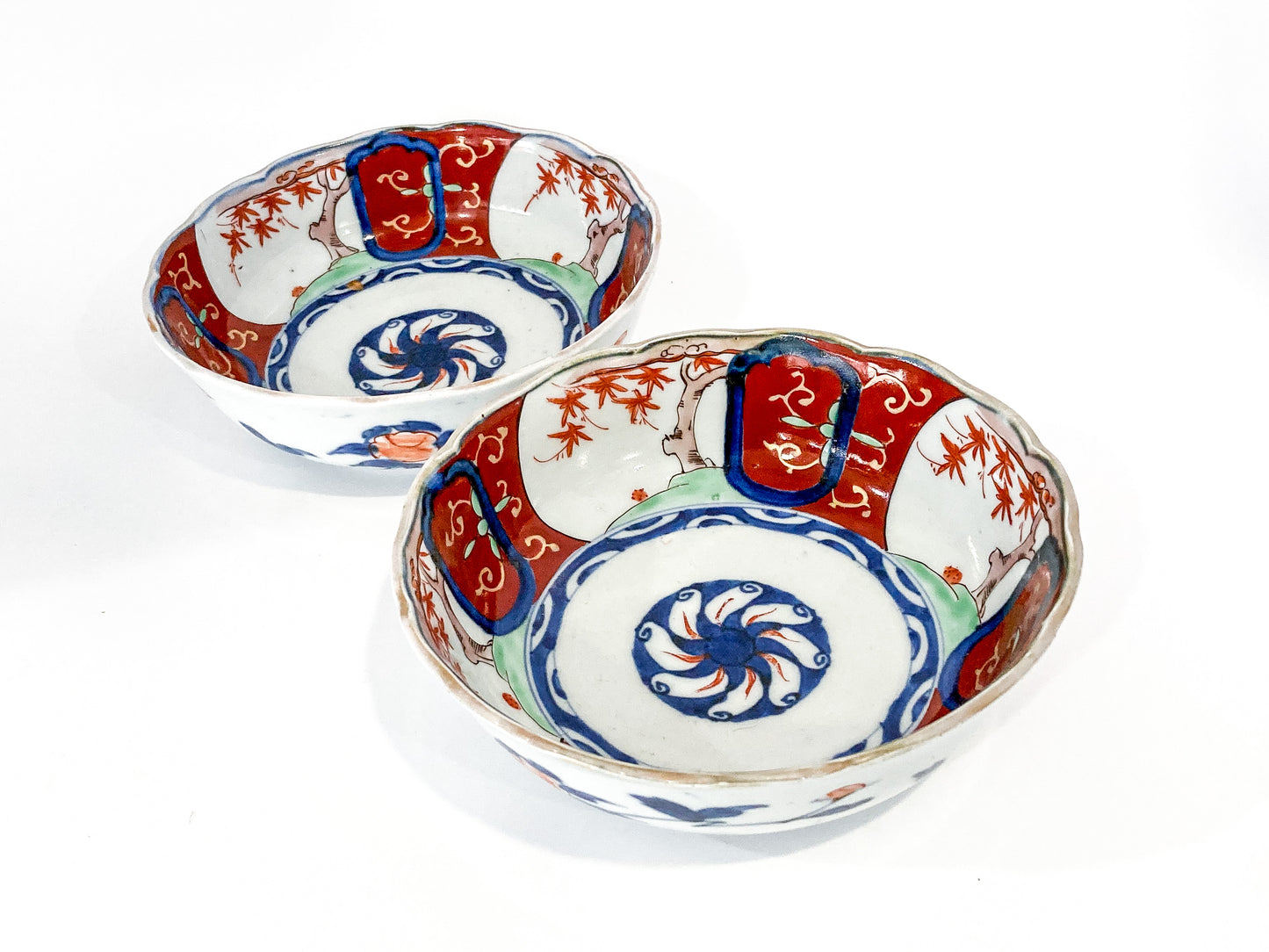Pair of Antique Japanese Red Blue Imari Porcelain Bowls Meiji Period