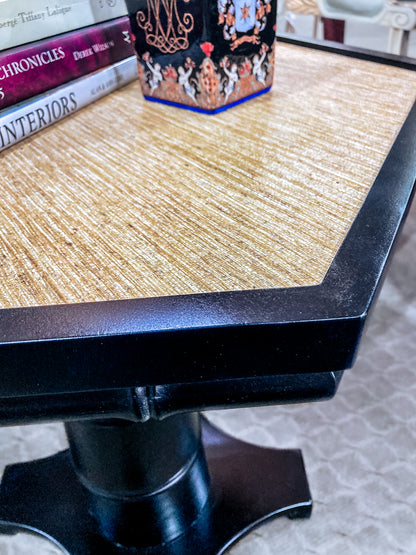 New Madcap Cottage Everglades Black Hexagon Natural Woven Grass Top Accent Side Table Corner Top Detail