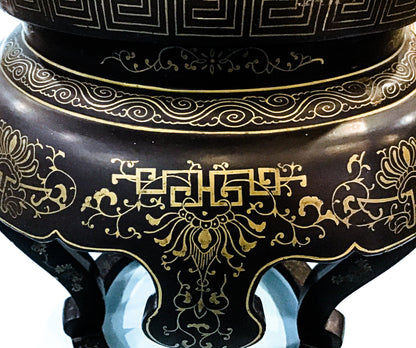 Vintage Applied Stone Roses Bird Gold Detailed Black Lacquer Round Side Table