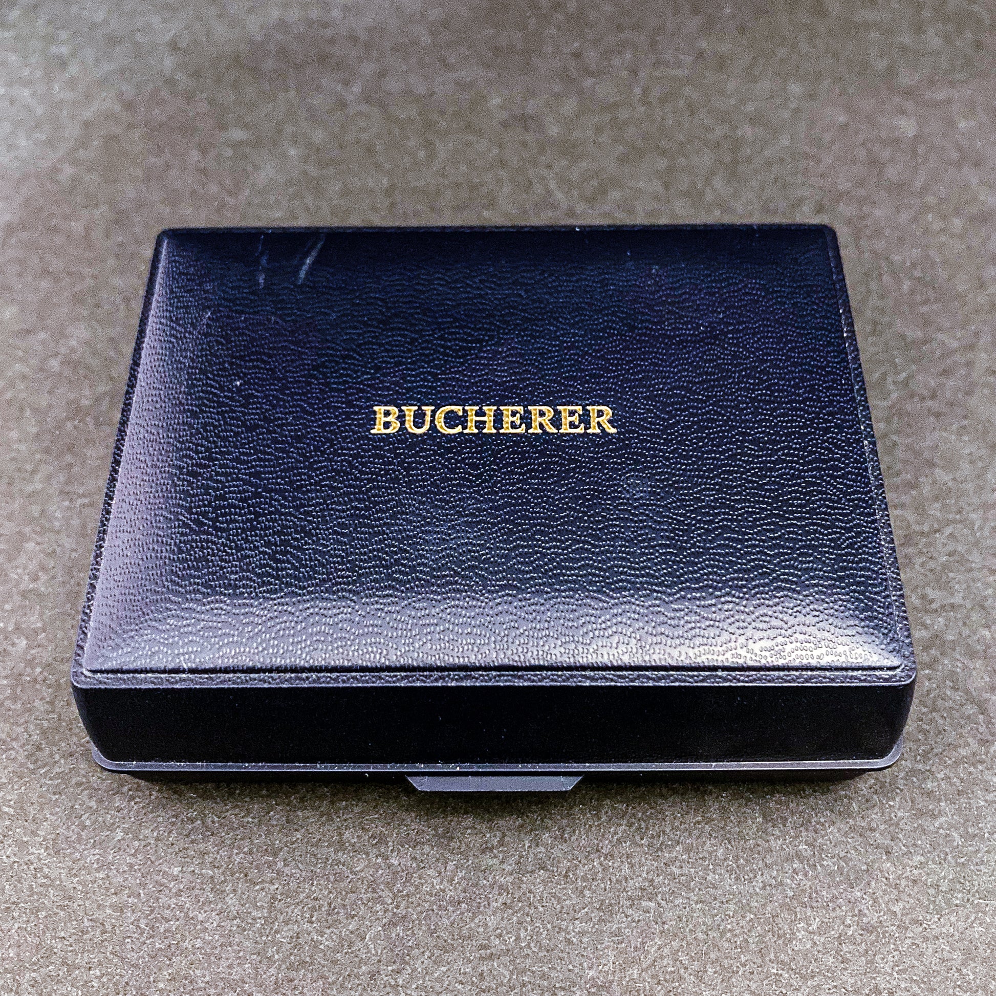 Vintage Bucherer Red Blue White Gold Tulip Knot Clip-on Earrings Original Box Outer Box