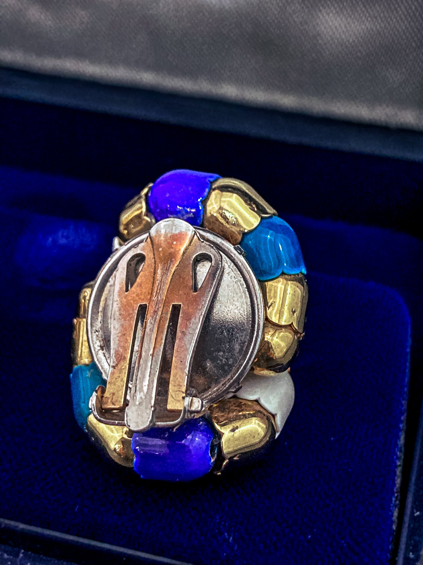 Vintage Bucherer Red Blue White Gold Tulip Knot Clip-on Earrings Original Box Back Close Up