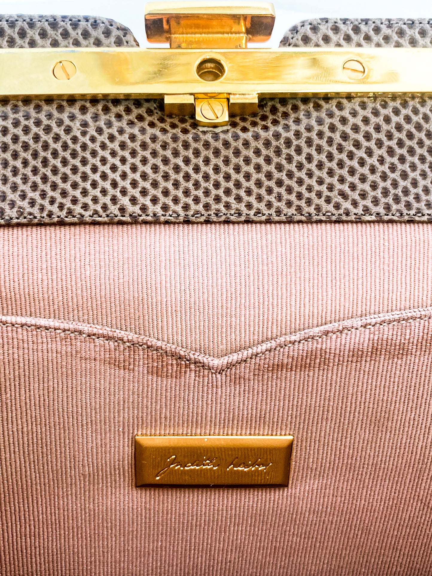 Vintage Judith Leiber Horn Lizard Leather Beige Handbag Clutch Crossbody Purse Name Plate